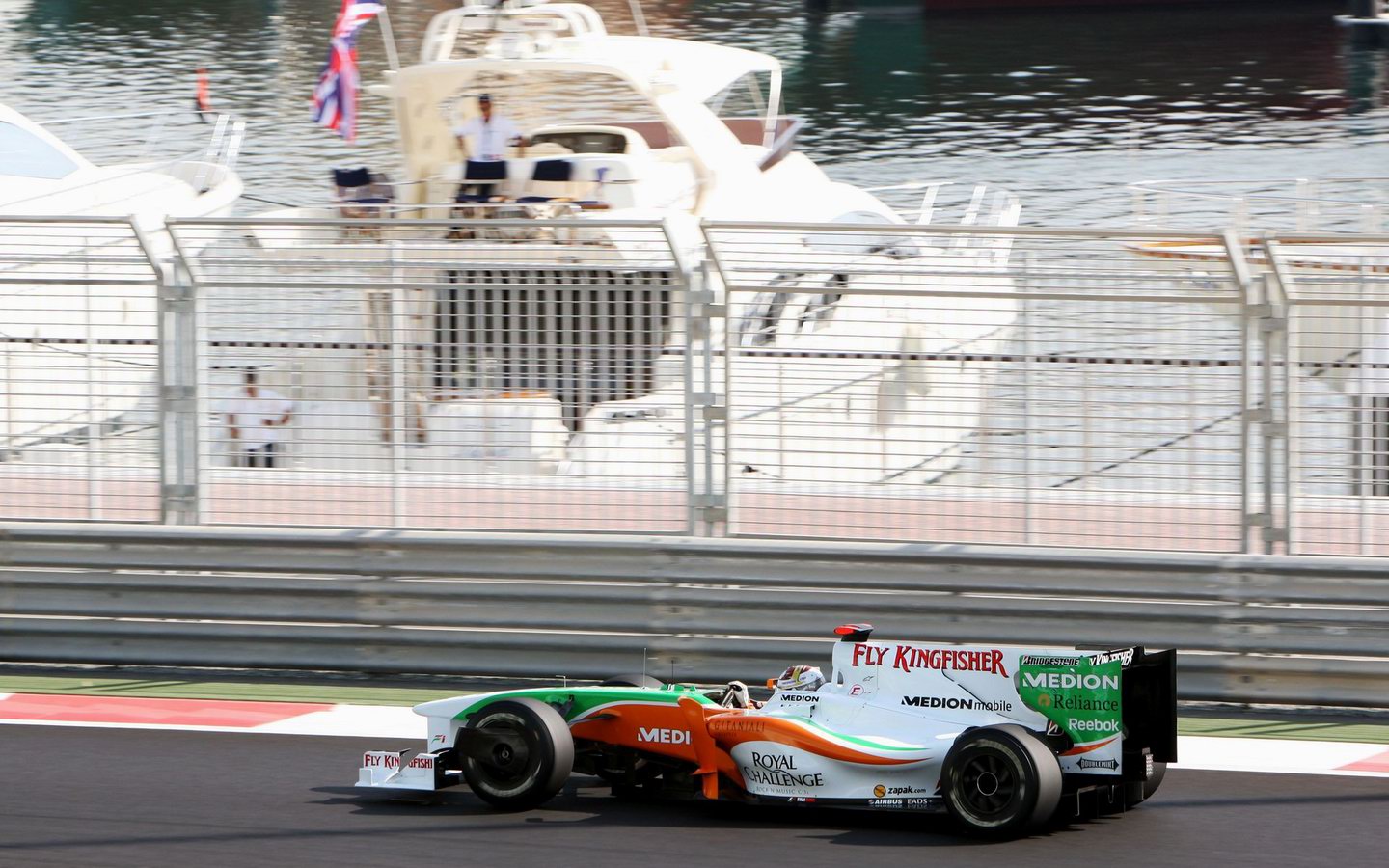 GP ABU DHABI 1440x900